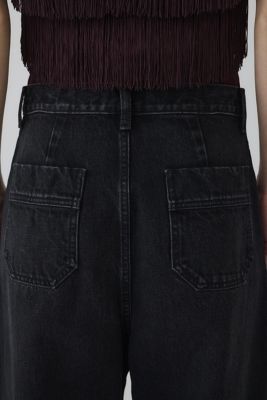 Middle straight black denim