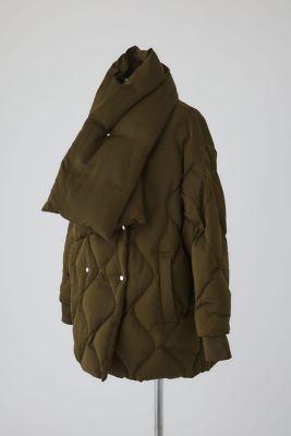 Double breasted stole down CT