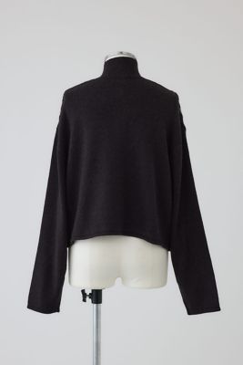 Different surfaces knit CD