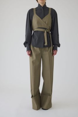 Ｓｔａｎｄ　ｃｏｌｌａｒ　ｖｏｌｕｍｅ　ｂｌｏｕｓｅ（４６０ＩＡＳ３０－０４８１）
