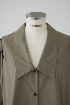 Ｑｕａｋｅｒ　ｃｏｌｌａｒ　ｂｌｏｕｓｅ（４６０ＩＡＳ３０－０５６１）