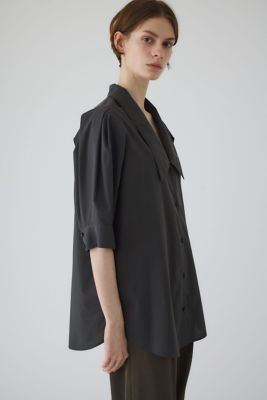 Ｑｕａｋｅｒ　ｃｏｌｌａｒ　ｂｌｏｕｓｅ（４６０ＩＡＳ３０－０５６１）