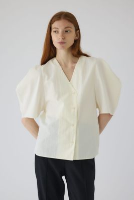 Volume sleeve v－neck SH