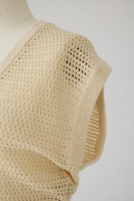 Ｓｕｍｍｅｒ　ｋｎｉｔ　ｖ　ｎｅｃｋ　ｔｏｐｓ（４６０ＩＳＬ７０－０９２１）