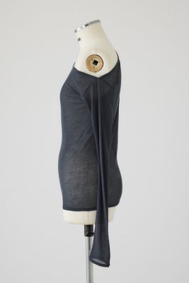 Ａｓｙｍｍｅｔｒｙ　ｃｕｔ　ｔｏｐｓ（４６０ＩＳＬ８０－０８７１）