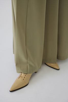 Edgy low heel shoes（460ISN50