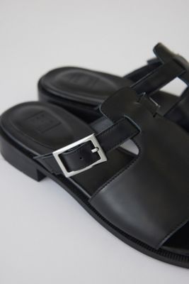 Ｔｈｕｍｂ　ｌｅａｔｈｅｒ　ｆｌａｔ　ｓａｎｄａｌ（４６０ＩＳＮ５０－０６２１）