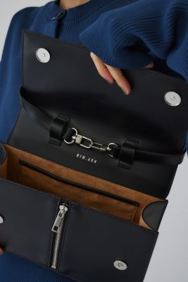 Ｚｉｐ　ｄｅｔａｉｌ　ｈａｎｄｂａｇ（４６０ＩＳＮ５１－０１０１）