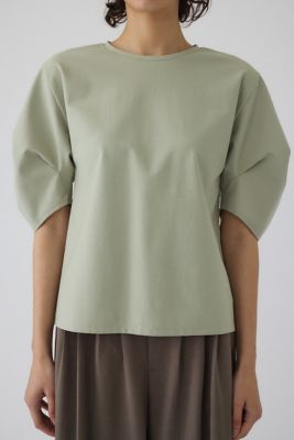 Tuck sleeve design cut tops