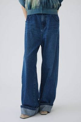 Middle straight blue denim