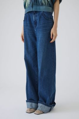 Middle straight blue denim