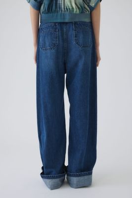 Middle straight blue denim