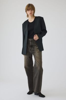 Hidden detail curve jacket