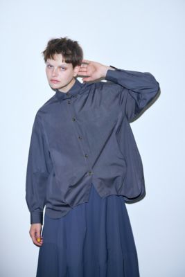 ＜nagonstans (Women)＞ｅｇｇ　ｄｒａｐｅ　ｓｈｉｒｔ（４７０ＧＡ４３０－０２８０）