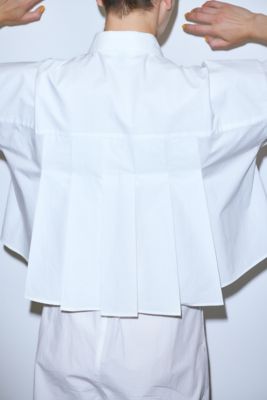 ｃｒｏｐｐｅｄ　ｈａｌｆ－ｓｌｅｅｖｅｓ　ｓｈｉｒｔ（４７０ＧＡ４３０－０６９０）