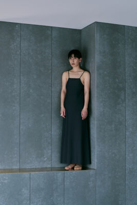 ｃａｍｉｓｏｌｅ　ｌｏｎｇ－ｄｒｅｓｓ（４７０ＧＳ１６３－１７６０）