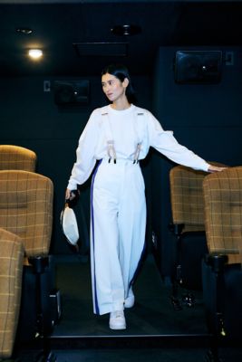 ａｎｇｕｌａｒ　ｌｏｎｇ‐ｓｌｅｅｖｅｓ　ｔ－ｓｈｉｒｔ（４７０ＨＡ８８０－０６７０）