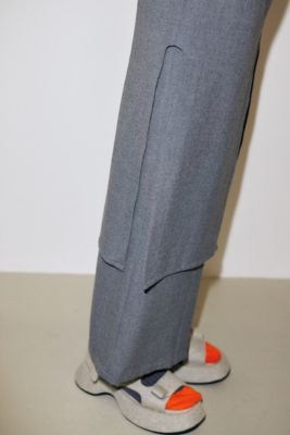 ｌａｙｅｒｅｄ　ｓｋｉｒｔ（４７０ＨＳ４３１－００７０）