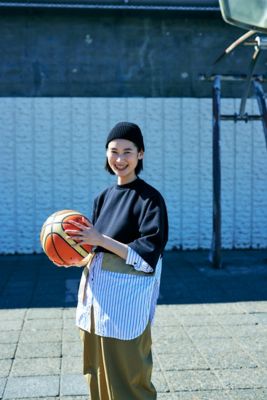 asymmetry docking pullover