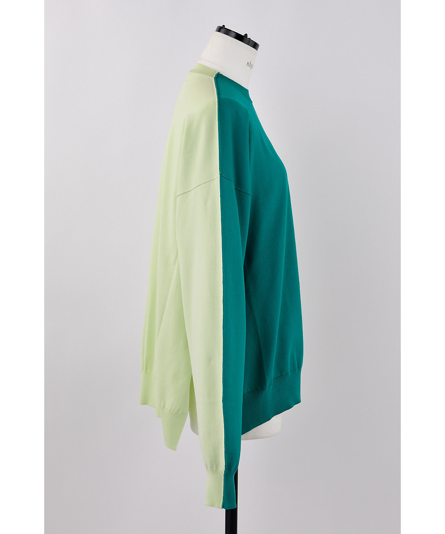 2tone-color knit pullover 2tone-color knit pullover
