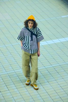 ｐｏｃｋｅｔ　ｔａｐｅｒ　ｔｒｏｕｓｅｒｓ（４７０ＩＳ８３１－１１１１）