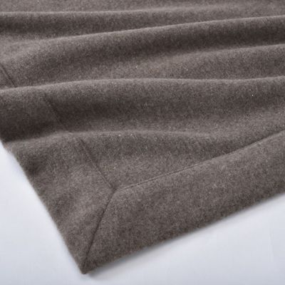 西川プレミアム　カシミヤ毛布（リバーシブルニット）（ＦＱ０３２４２００２）