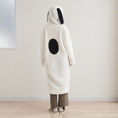 ピーナッツ（スヌーピー） 着る毛布（FQ95657601） | 西川