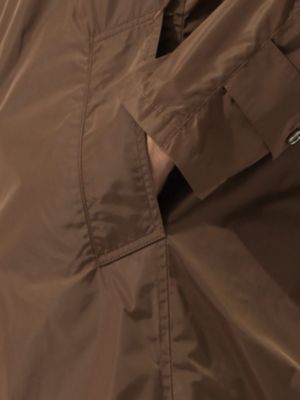 【Ａｑｕａｓｃｕｔｕｍ　ＴＥＣ．３】ＡＱＵＡＭＡＣ　パッカブルコート（２２００２５１９０５）