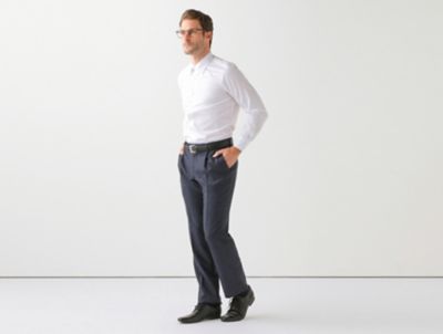 ＜Aquascutum (Men)＞プレーンドレスシャツ（スリムタイプ）（２２００５２１１０１）