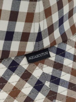 Ｃｌｕｂ　Ｃｈｅｃｋ　ＨＡＴ（２２０４２９１１０２）