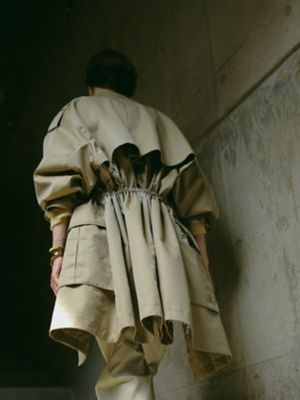ＥＴＲＥ　ＴＯＫＹＯ　×　ＡＱＵＡＳＣＵＴＵＭ　ステンカラーコート（５００４４５００６４）