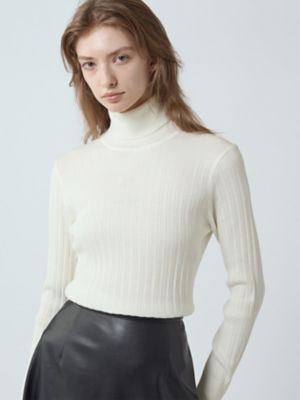 ＜Aquascutum (Women)＞リブニットタートル（５００５４６００２４）