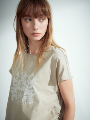 サイドギャザー　刺繍Ｔシャツ（５０２３２７００２１）