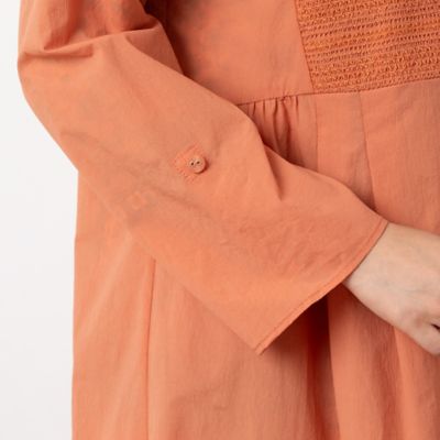 【洗える】スモッキング刺繍ロングシャツ（１２０３２５３２）