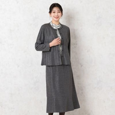 ノーカラーペプラムジャケット【セットアップ可】（２１０３６４３１）