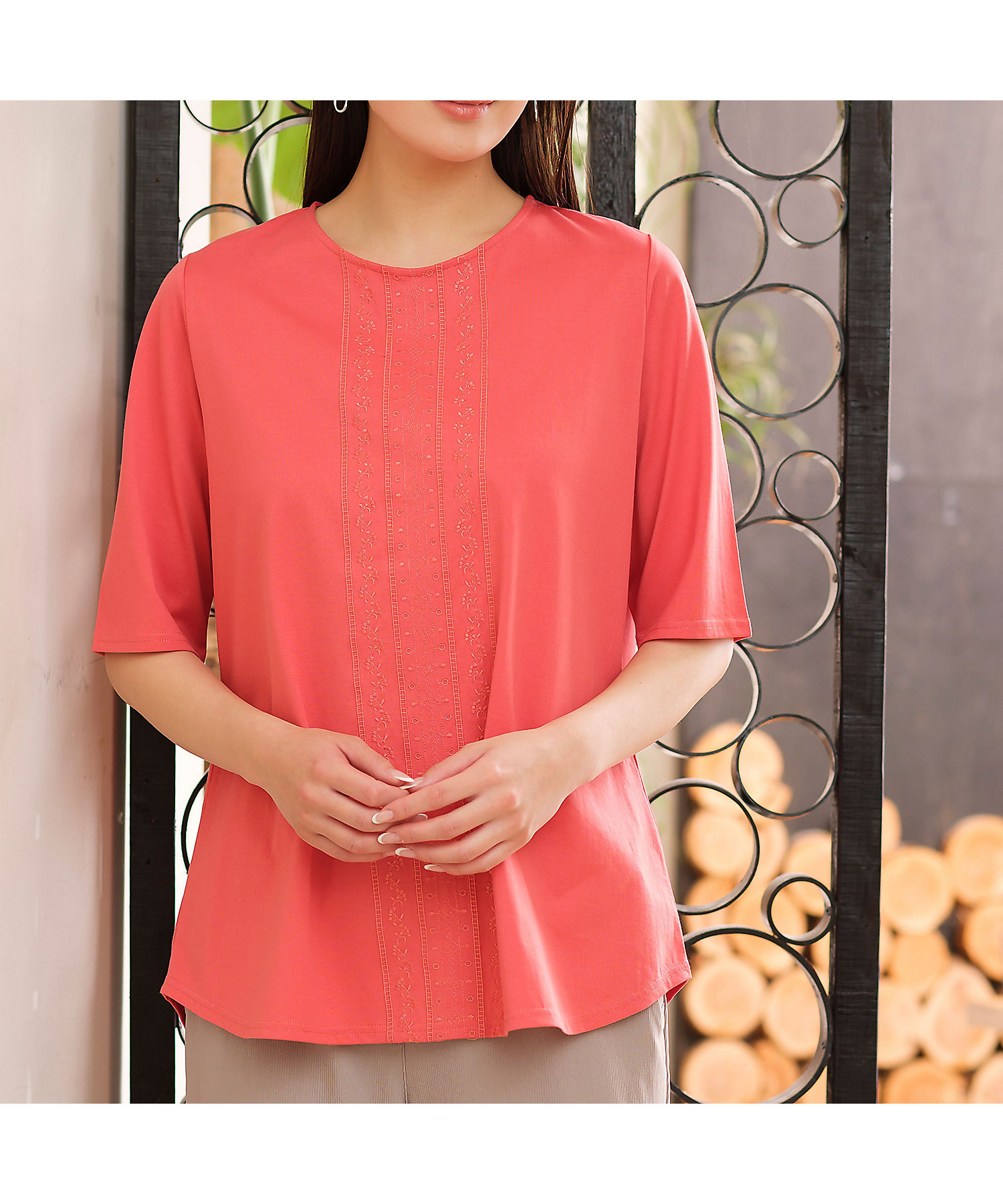 COOL RICH COTTON ハシゴ花刺繍Tシャツ COOL RICH COTTON ハシゴ花刺繍Tシャツ