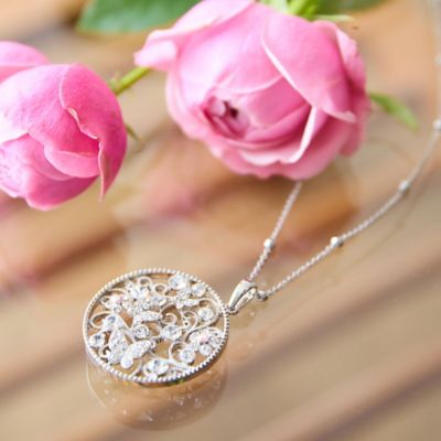 ＜MISSEL＞蝶舞う花園ネックレス（２１１４２６０３）