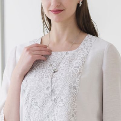 シルバーフラワー　ロングネックレス（５０１４１４０１）