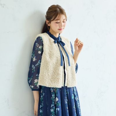 プードルファー調ボアベスト（51005601） | Rose Tiara (Women