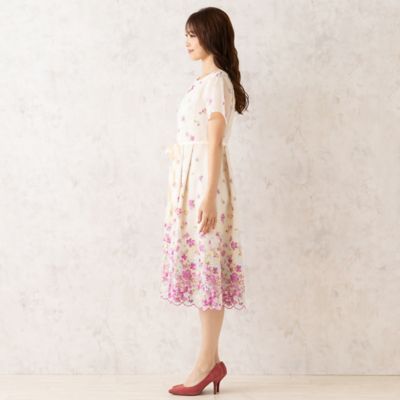 吹き上げフラワー刺繍ワンピース（51011504） | Rose