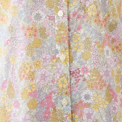 Ｒｏｓｅ　Ｔｉａｒａ　ｗｉｔｈ　ＬＩＢＥＲＴＹ　ＦＡＢＲＩＣＳ／ブラウス（５１０３３５０８）