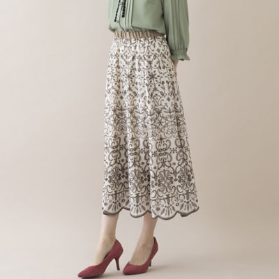 カットワーク刺繍フレアスカート（５１０４５２０１） | ファッション 