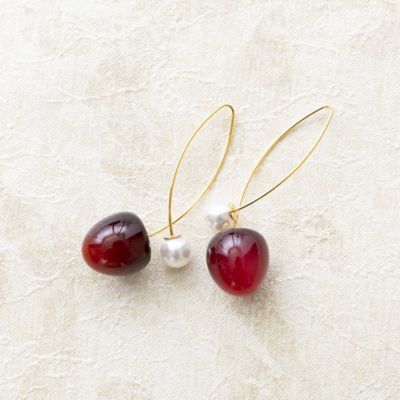 チェリーフープピアス（５１１４５３１１）