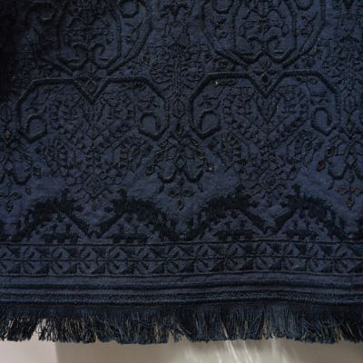 【手洗いＯＫ・綿１００％】刺繍加工裾フリンジシャツ（５６０３３５０４）