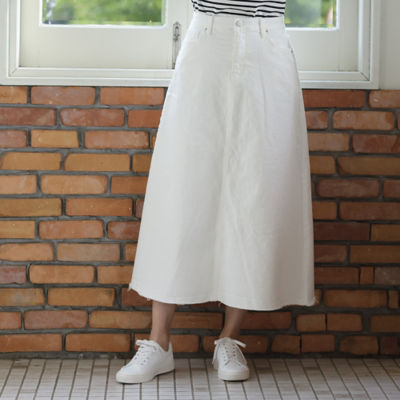 【送料無料】大きいサイズ デニム・裾フリンジスカート シロ