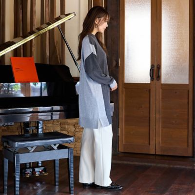 1271 エリザベッタフランキ セーター チュニック丈 デカロゴ バイカラー ルック】「エリザベッタ フランキ」2024-25年秋冬コレクション - WWDJAPAN