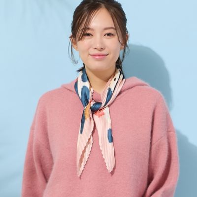 サンローランパリ ビーズ装飾 プリーツストール 手洗いOK】マルチカラープリント・プリーツストール