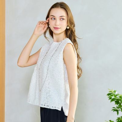 ＜Liliane Burty Eclat (Women/小さいサイズ) ＞【Ｃｈａｒｍｅ　ｐａｒ　Ｅｃｌａｔ】ウォッシャブル花刺繍ブラウス（７３０３３５６９）