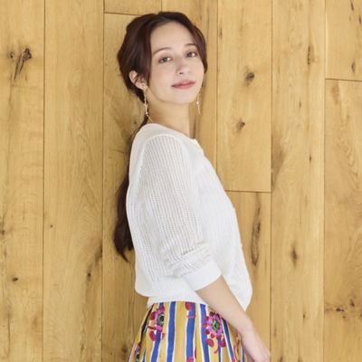【出品再開！】JUSGLITTY 衿付カーディガン＊美品 JUSGLITTY(ジャスグリッティー)の「パール付衿カーディガン」 - PARTE
