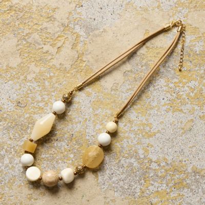 【一部店舗・オンラインショップ限定】ラクトベージュ　ショートネックレス（７３１４５４０２）